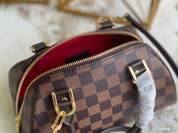 WIS VINTAGE VUITTON LOUIS BAG 0819